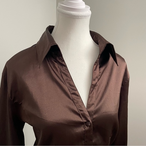 Vintage Y2K Brown Satin Button Down Long Sleeve Top Size Large Old Money - Picture 2 of 8